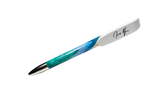 Kugelschreiber mit Eisberg-Design. Entworfen von Ingrid Hofmann, Geschäftsführerin von Hofmann Personal.